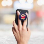 Shinchan Printed Phone Grip Holder & Stand - Image 3